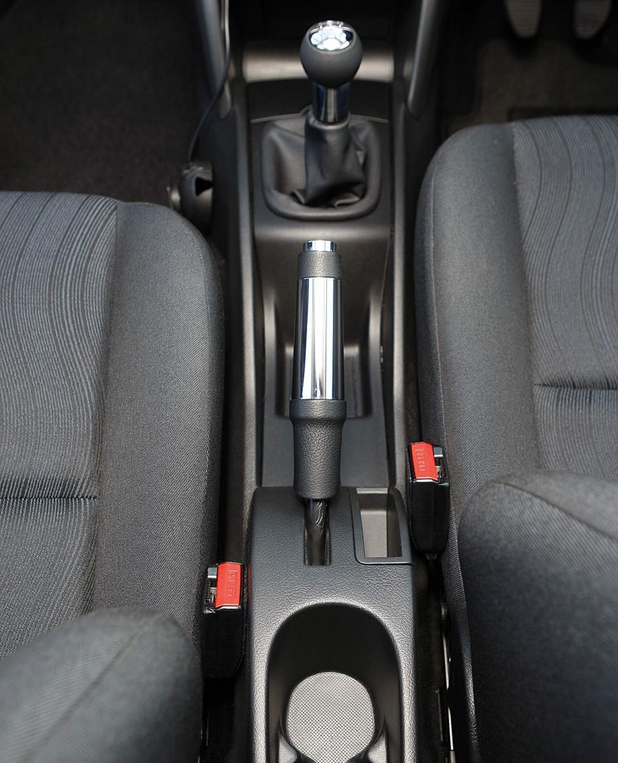  Peugeot 207 Van Sports Accessory Pack 2008 года  (фото 11 из 38)